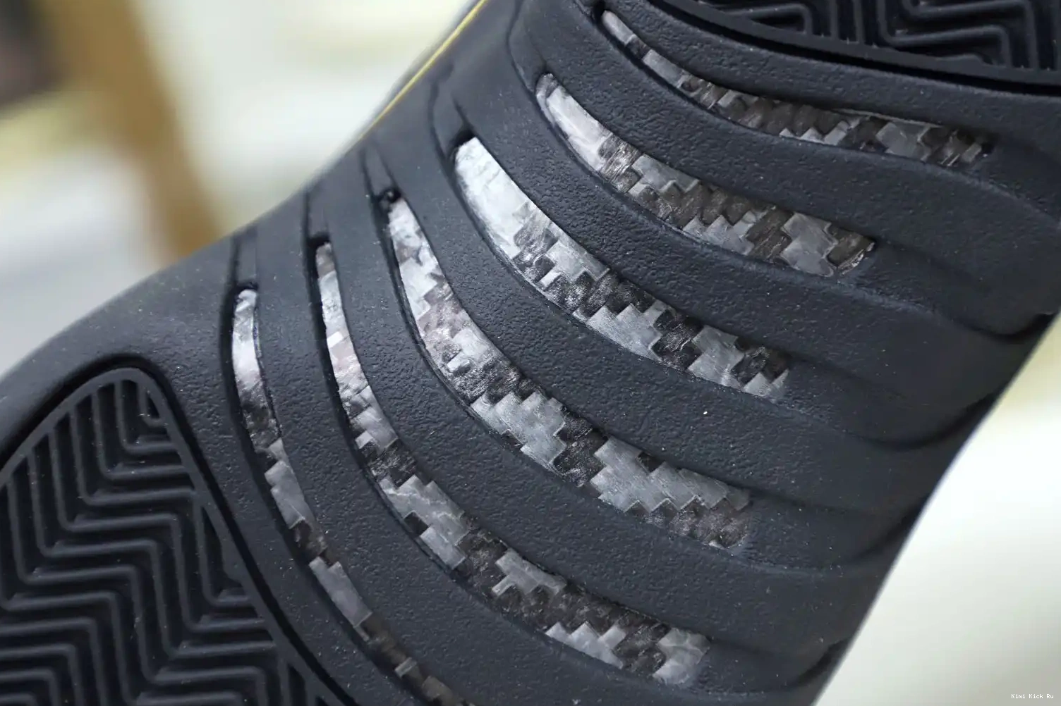 AIR RETRO 12 Kimikick 'ROYALTY' JORDAN 0326